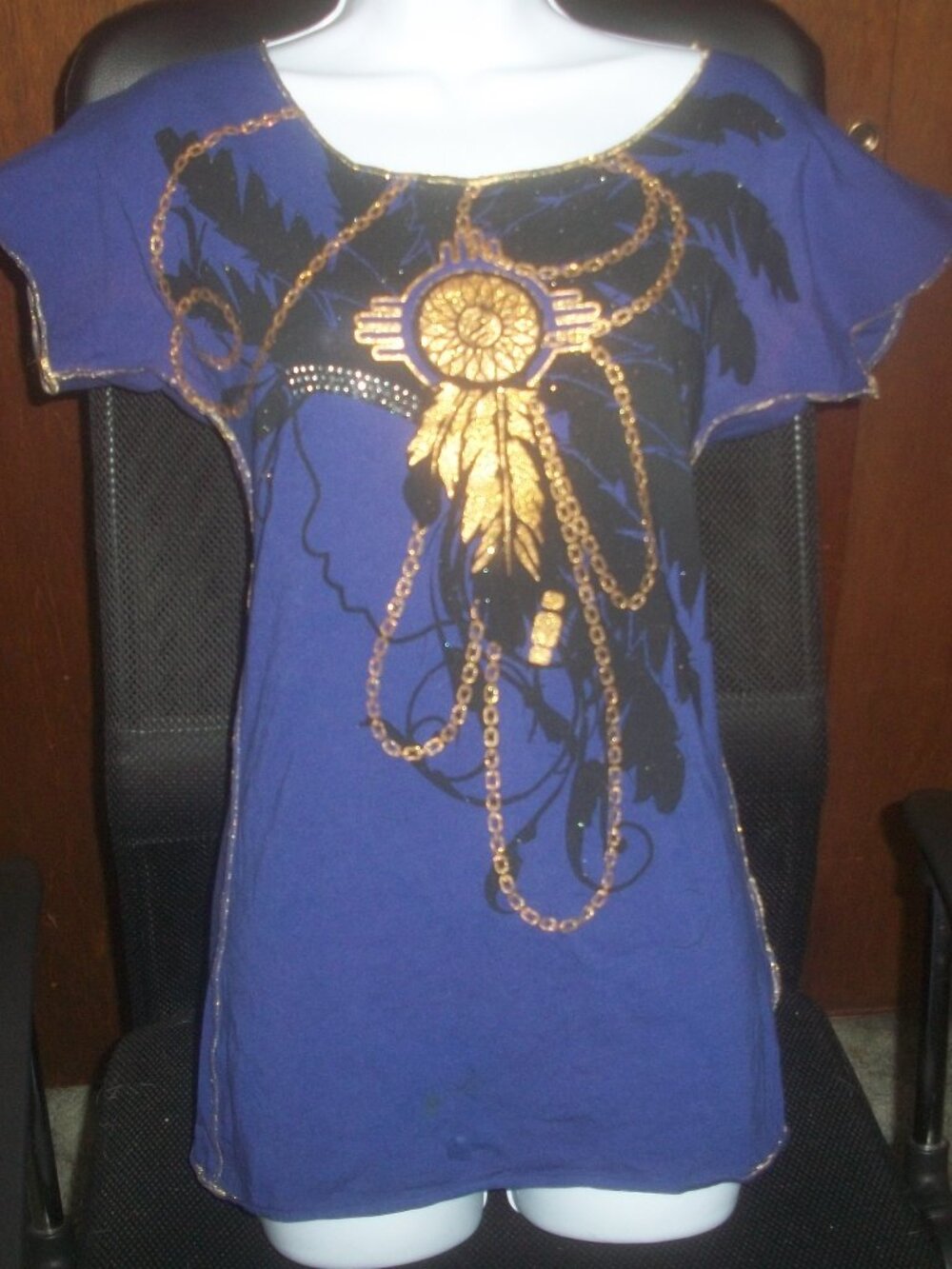 womens tee shirt.Rocawear.Dream catcher.glitter bling.size large